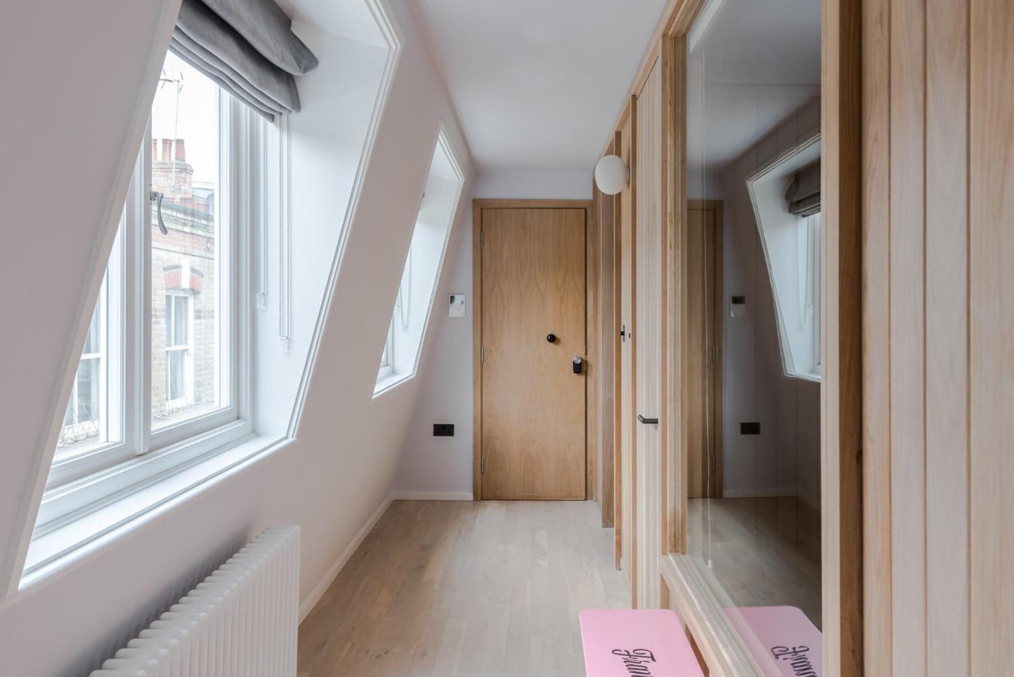 Апартаменты Casa Emilio - Soho - By Frankie Says Лондон